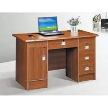  Computer Table