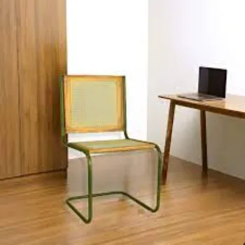 Attractive S Type Chair