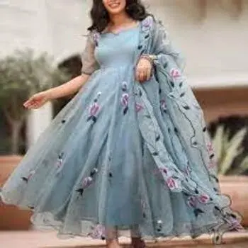 Beautifully Designed Anarkali Suit 