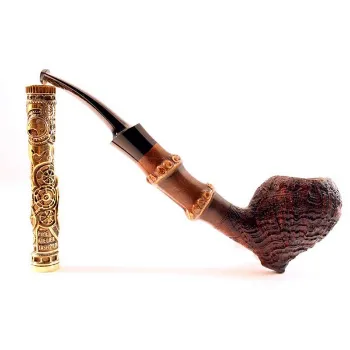 Finishing Polished Bamboo Smoking Pipe