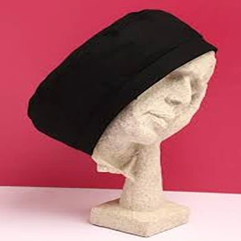 Admiring Beret Cap 
