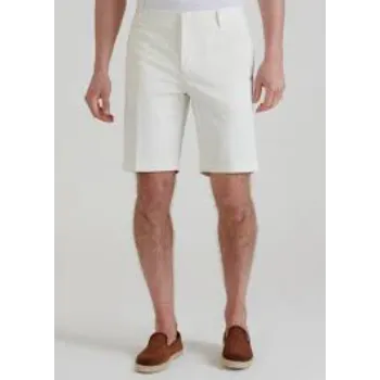 versatile Bermuda Shorts