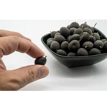 Fresh Black Tamarind