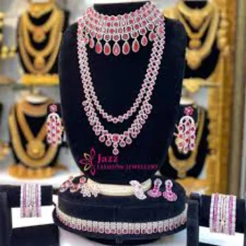 Polished Bridal Necklace