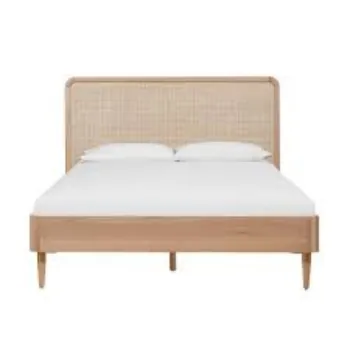 Cane Bed
