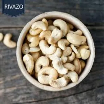 W210 K Split Cashew Nuts
