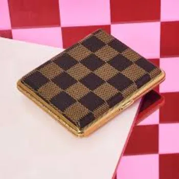 Dawa Cigarette Card Holder