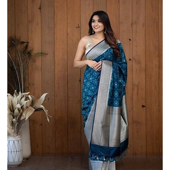 Simple Classic Style Ladies Sarees