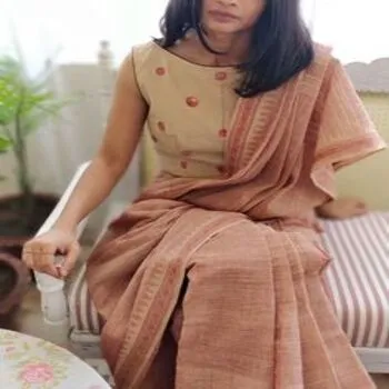 Classic Stylish Ladies Sarees