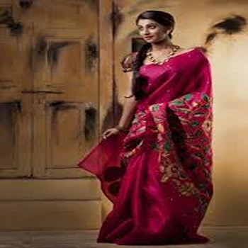 Nice Looking Classic Ladies Saree