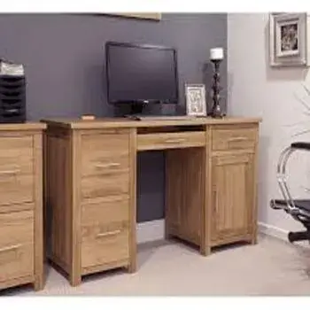 Oak Wood Computer Table