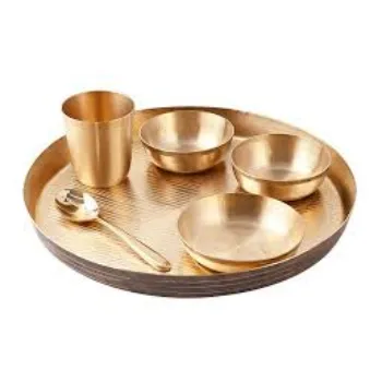 Attractive Look Copper Dinner Set