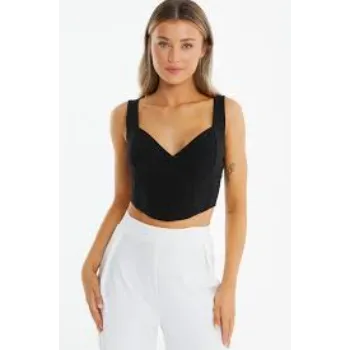 Regular Fit Black Crop Tops