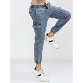 Men Classic Cargo Jeans