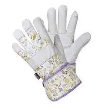 Trendy Designed Gloves With Print