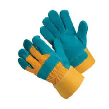 Trendy Designed Leather Gloves