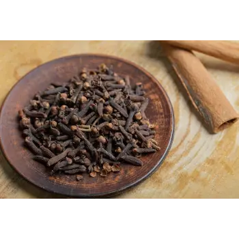 Common  Dry Cloves
