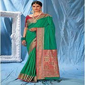Good Looking Ethnic Woven Saree