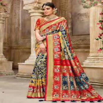 Traditional Checks Woven Saree