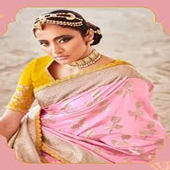 Nice Looking Ethnic Woven Saree