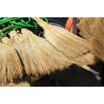 Standard Fiber Broom