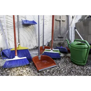 Reuseable Fiber Broom