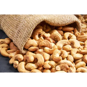  Floured Cashew