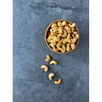 Natural Floured Cashew