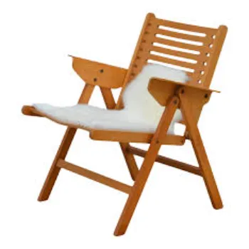 Regimented Structure Folding Lounge Chair