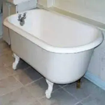 White, FRP Bath Tub