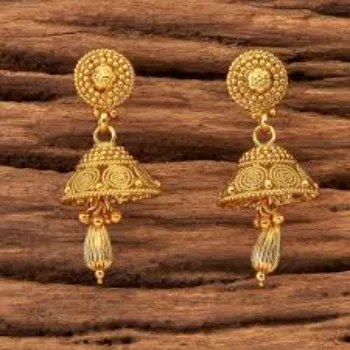 Smooth Texture Gold Earring 