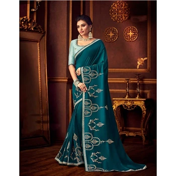 Awesome Looks Gorgeous Ladies Sarees