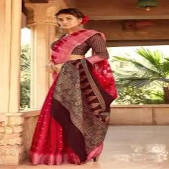 Graceful Designer Sarees With Blouse