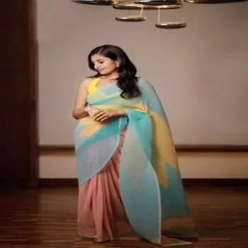 Latest Multicolor Graceful Designer Sarees