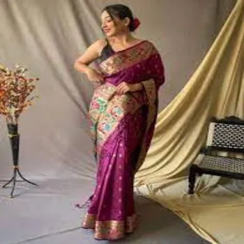 Fashionable Graceful Designer Sarees