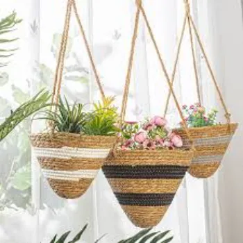D K Hanging Basket