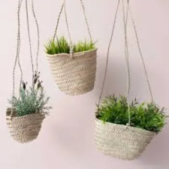 Attractive Pattern Hanging Basket