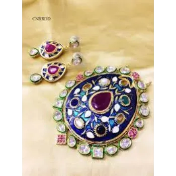 Elatee Global Imitation Pendant