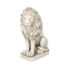 White Lion  Statue 