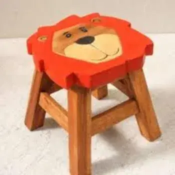 Lion Face Design Stool