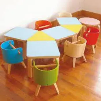 Glossy Finishing Kids Table