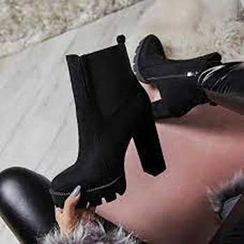 Dashing Black Heel Boot for Ladies