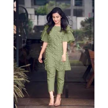 Elegant Ladies Suit