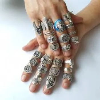 Vaibhavi Enterprises Men Silver Ring