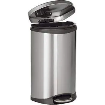 Mintage Metal Dustbin