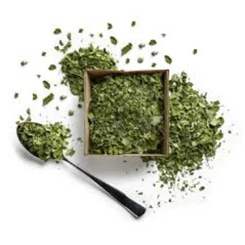 Natural Moringa Leaves