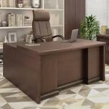 Stylish Wooden Office Tables