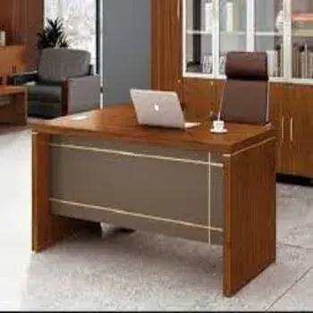 Solid Wooden Office Tables