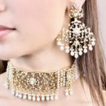 Standard Pearl Necklace  