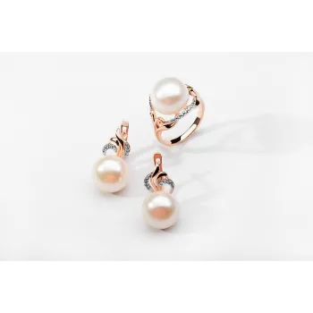 Pearl Ring